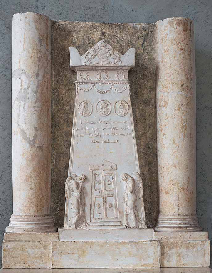 Antonio Canova, Monumento degli ultimi Stuart (1816-1817; gesso, 69 × 58 × 12 cm; Possagno, Gypsotheca e Museo Antonio Canova, inv. 255) Antonio Canova, Monumento degli ultimi Stuart (1816-1817; gesso, 69 × 58 × 12 cm; Possagno, Gypsotheca e Museo Antonio Canova, inv. 255)