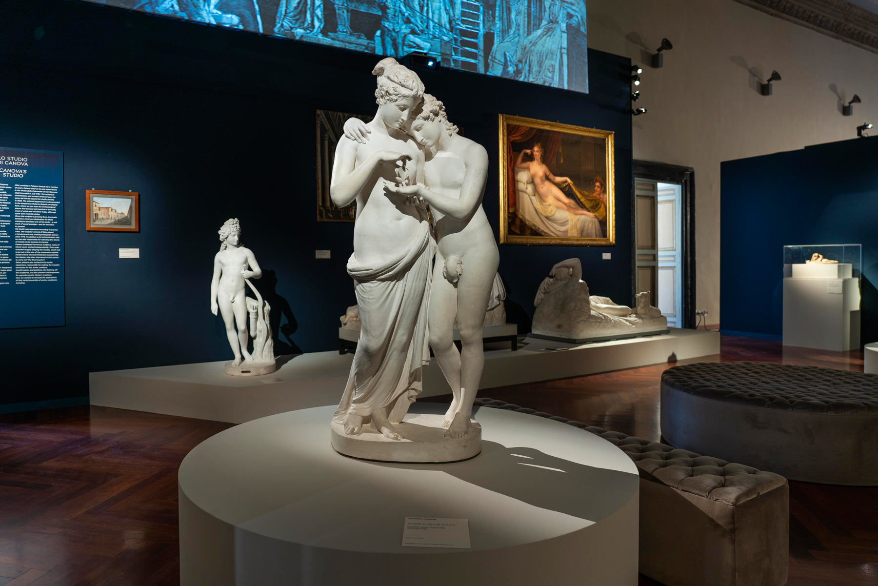 Sala della mostra Canova. Eterna bellezza Sala della mostra Canova. Eterna bellezza