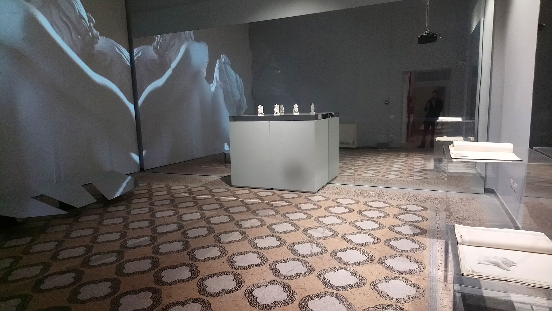 ... e dopo, con il gesso sparito
