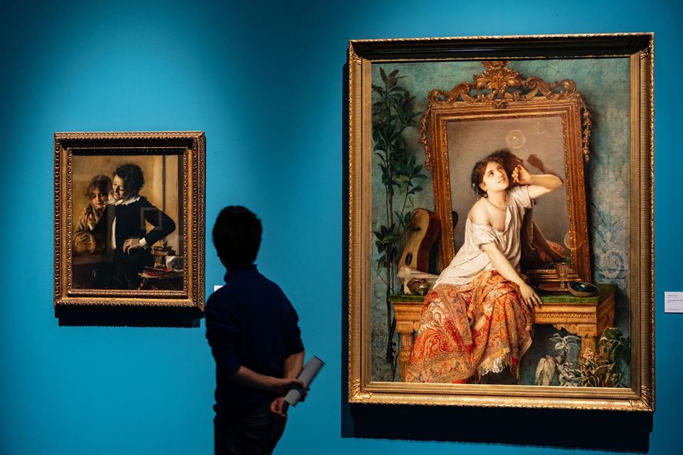 Visitatori della mostra Bolle di sapone. Forme dell’utopia tra vanitas, arte e scienza