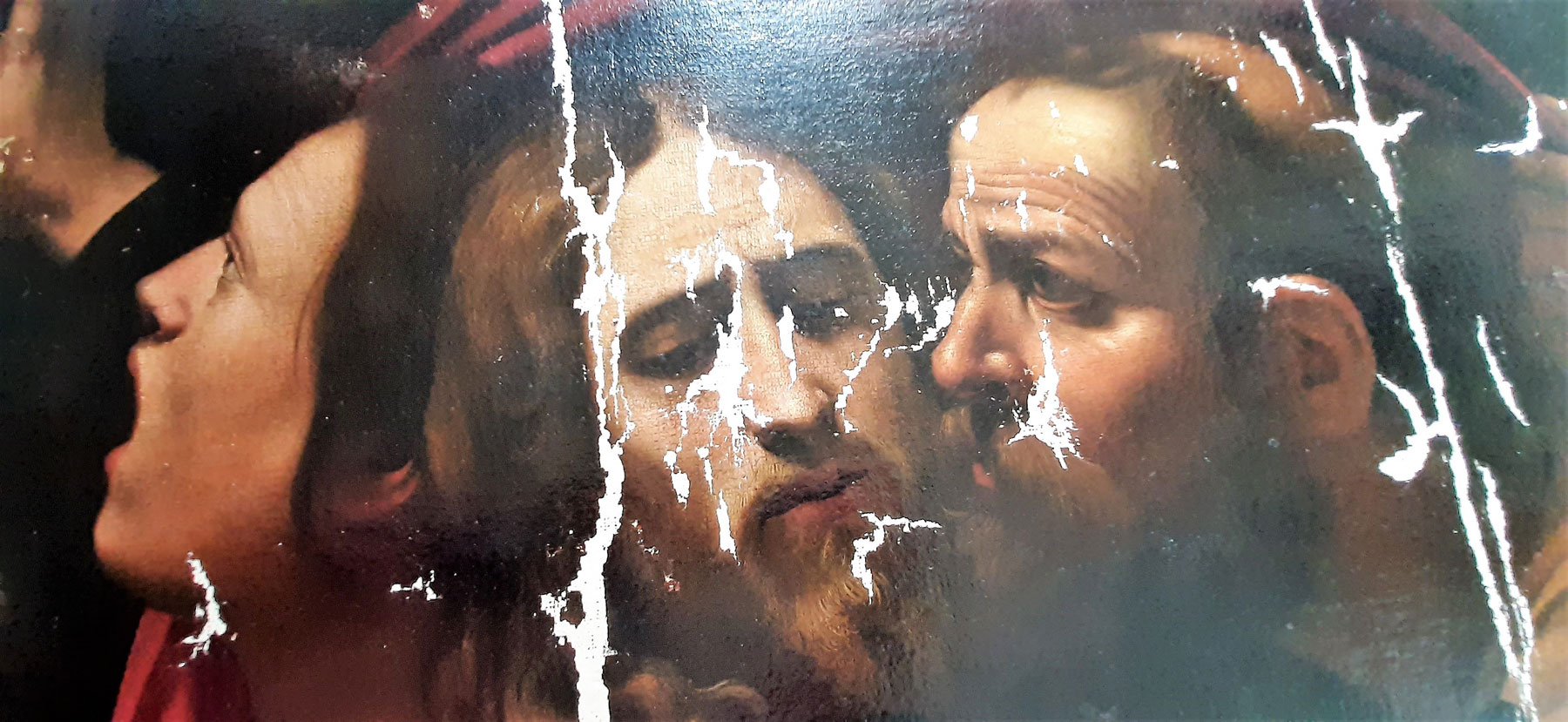 Da Caravaggio, Cattura di Cristo, dettaglio del dipinto durante il restauro (febbraio 2020)
 Da Caravaggio, Cattura di Cristo, dettaglio del dipinto durante il restauro (febbraio 2020)
