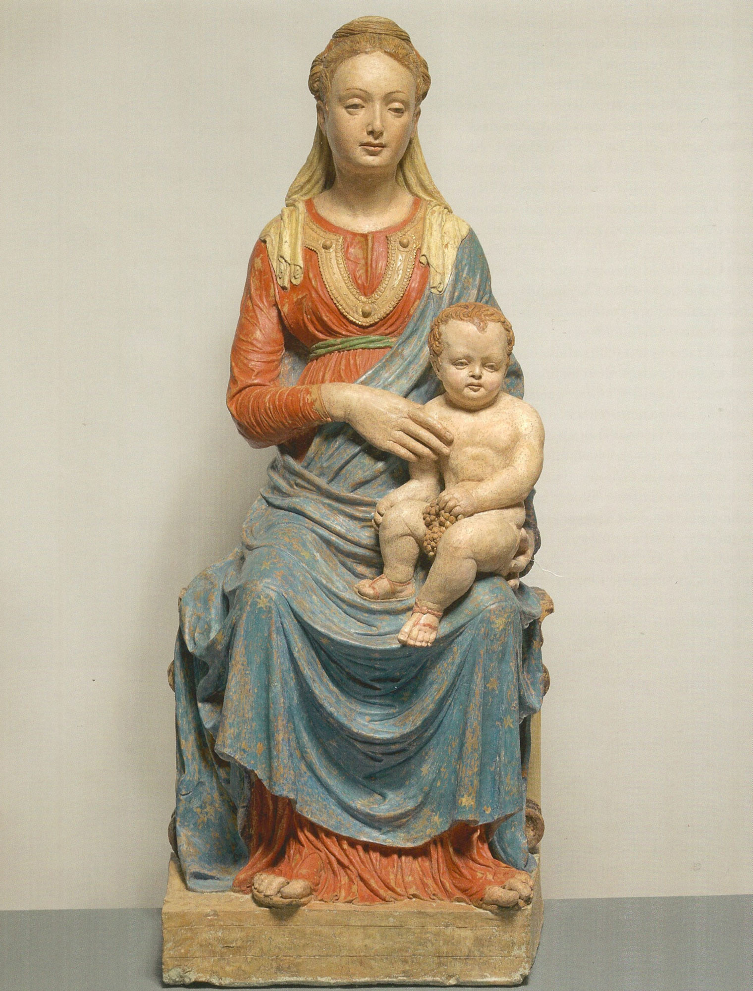 Giovanni de Fondulis, Madonna col Bambino in trono (1460 circa; terracotta policroma, 125 x 48 x 35 cm; Padova, Chiesa di San Nicolò)
