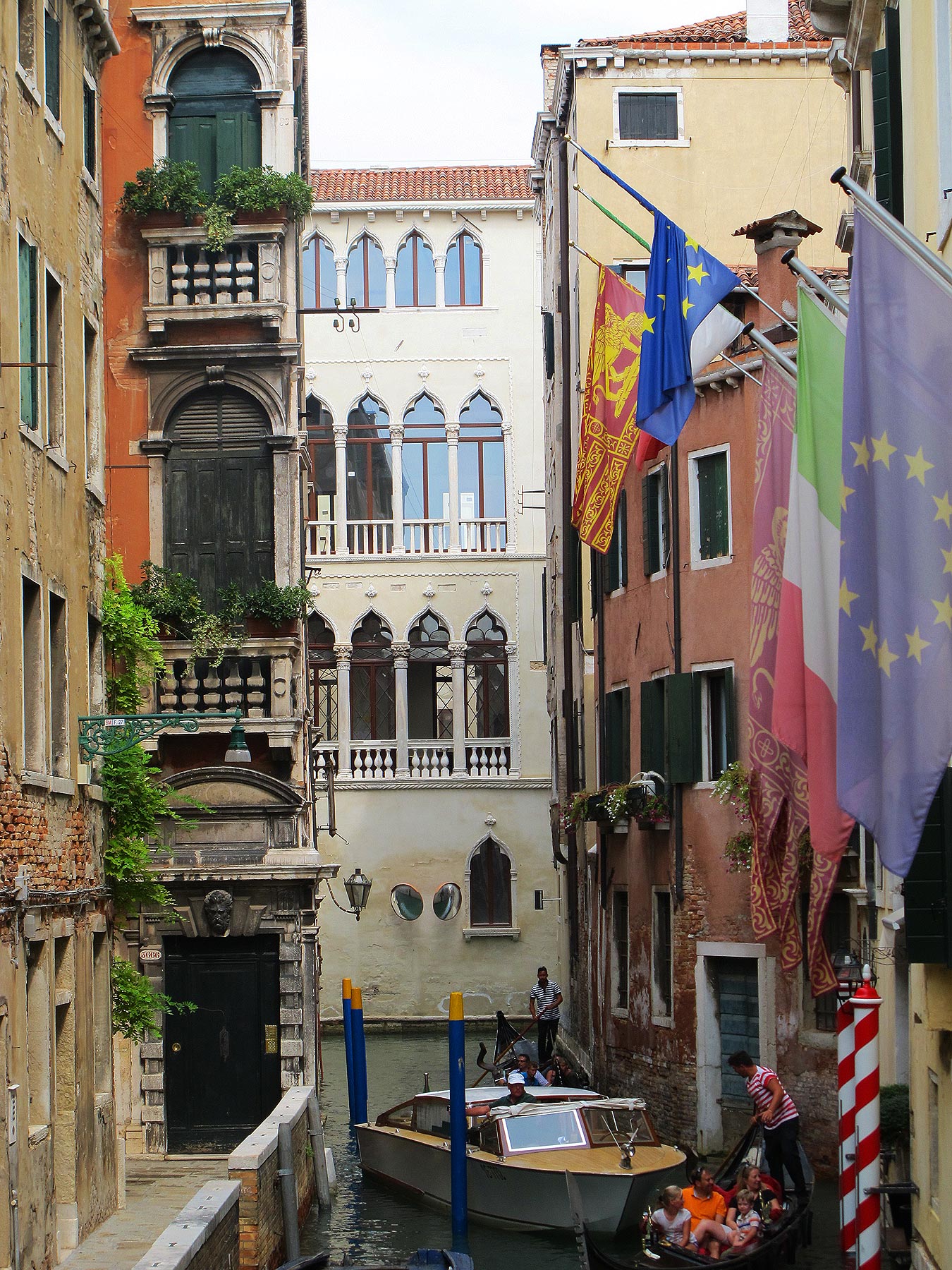 Facciata di Palazzo Contarini del Bovolo
