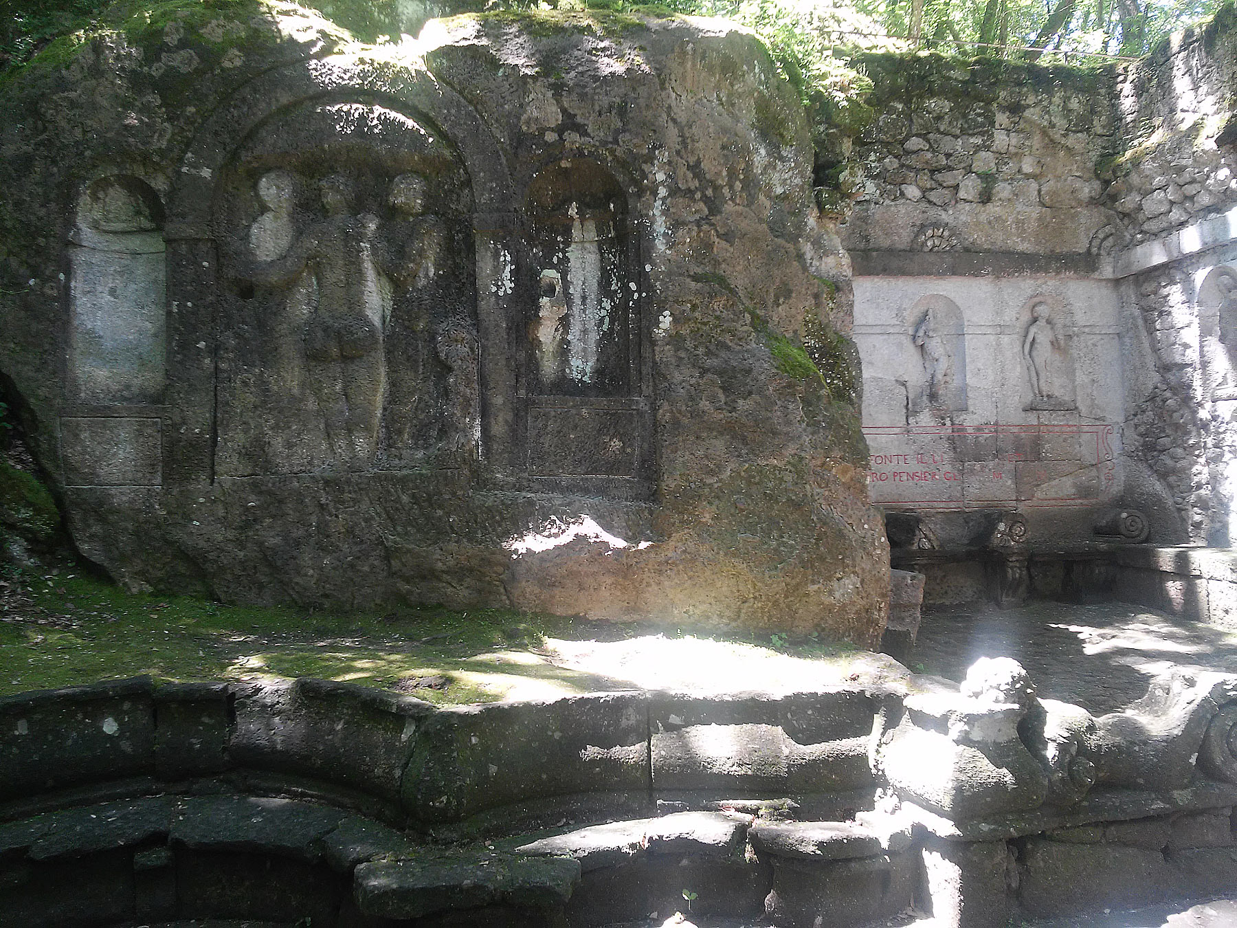 La fontana dei Delfini
