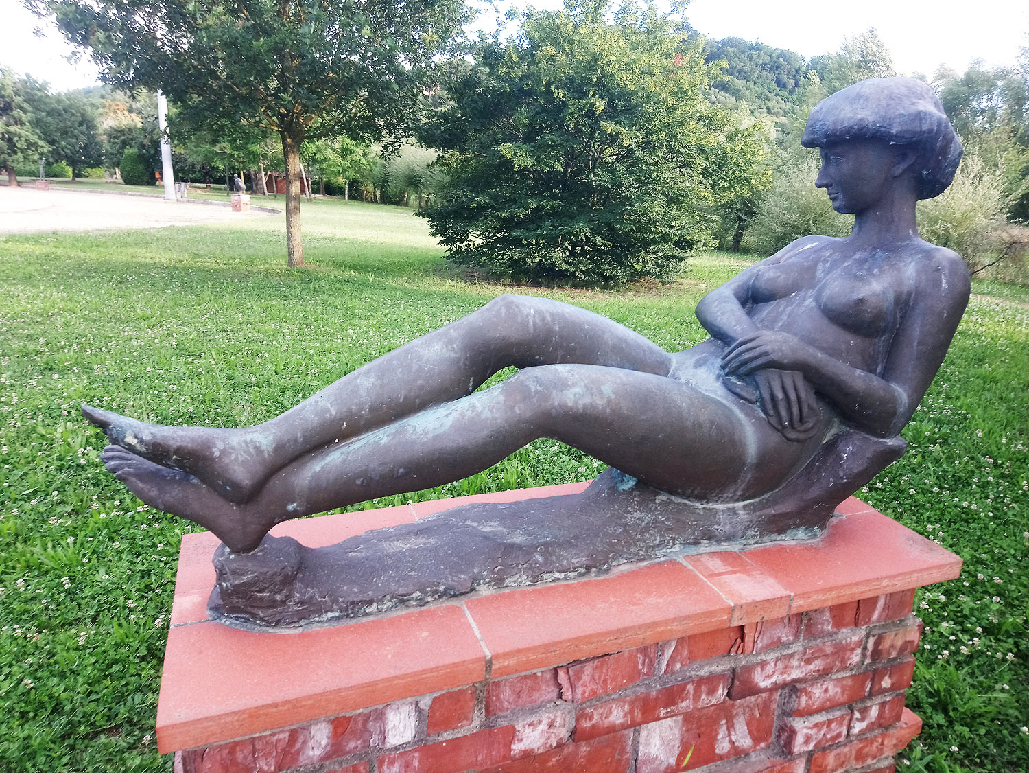 Quinto Martini, Alcea (1942; bronzo, 72 x 37 x 130 cm; Seano, Parco-Museo Quinto Martini)
