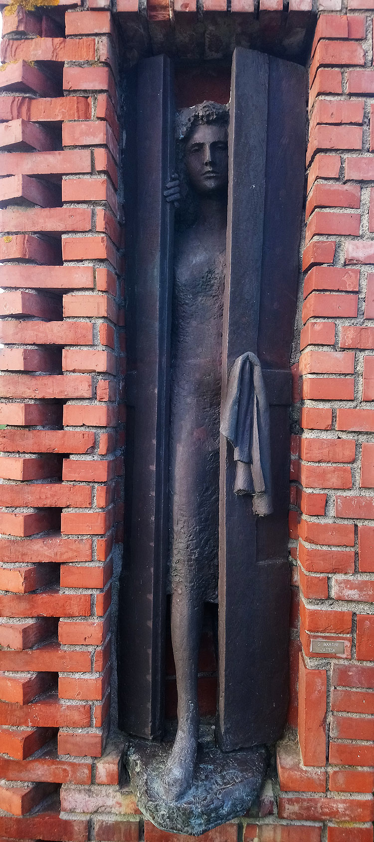 Quinto Martini, Attesa (1981; bronzo; Seano, Parco-Museo Quinto Martini)
