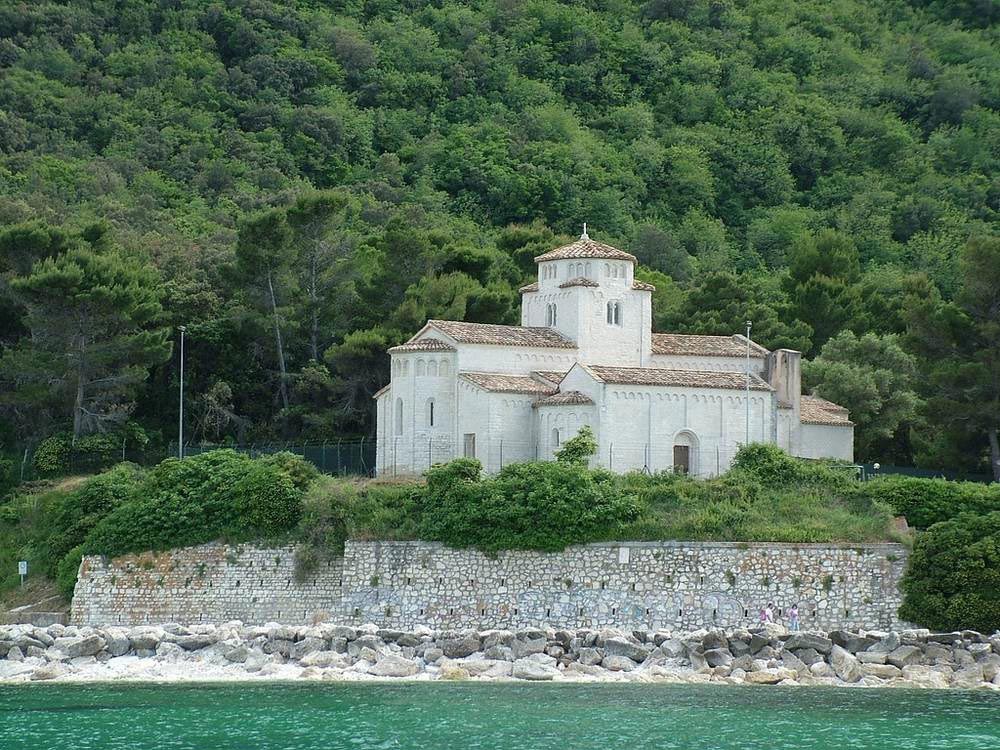 Figura 15. Abbazia di Santa Maria di Portonovo, foto di Alberto Monti
