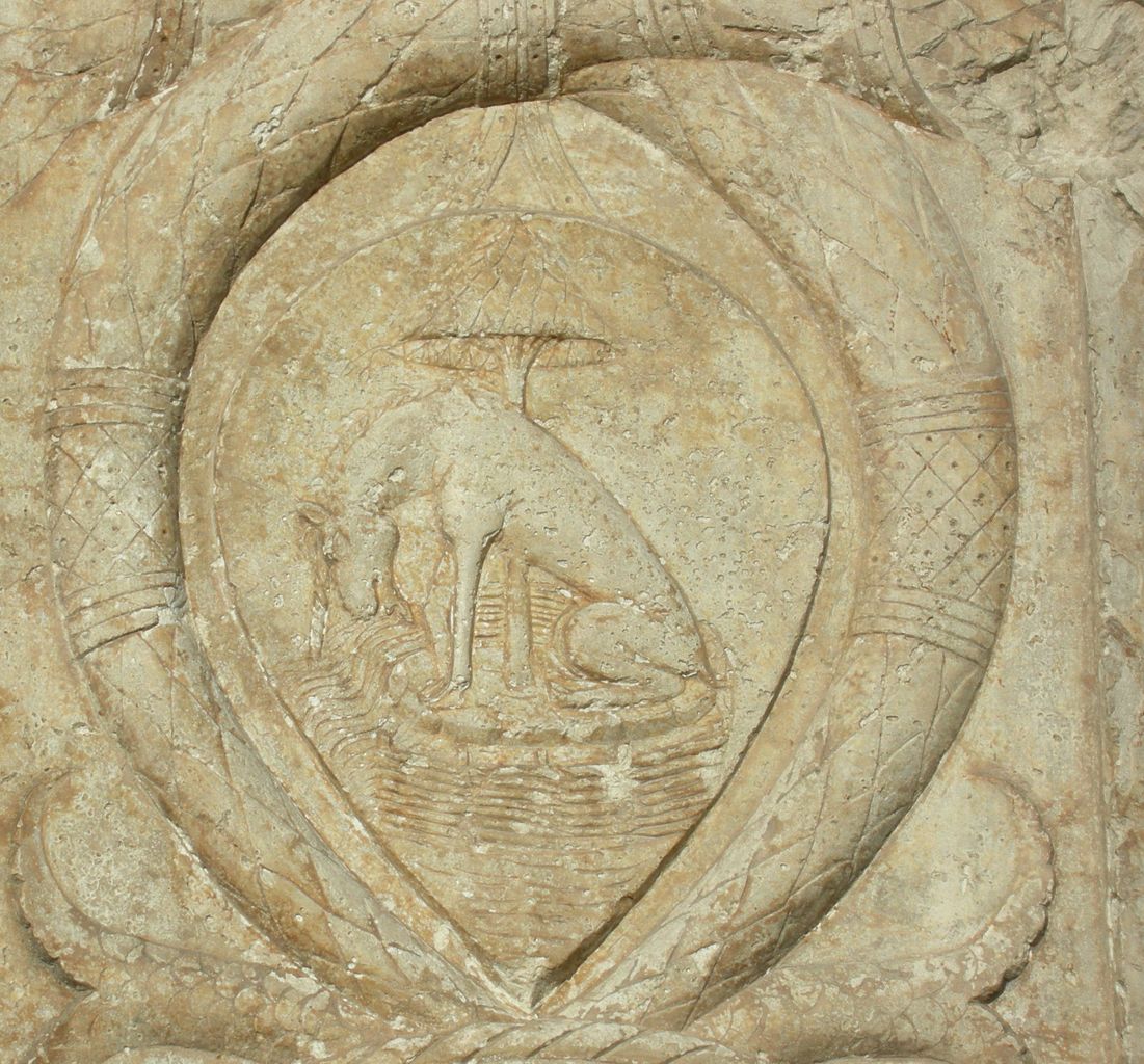 Ambrogio di Giacomo da Milano e Antonio di Gregorio (su disegno di Pietro di Benvenuto degli Ordini), l'unicorno sul portale di Palazzo Schifanoia (1470). Ph. Credit Nicola Quirico 
 Ambrogio di Giacomo da Milano e Antonio di Gregorio (su disegno di Pietro di Benvenuto degli Ordini), l'unicorno sul portale di Palazzo Schifanoia (1470). Ph. Credit Nicola Quirico