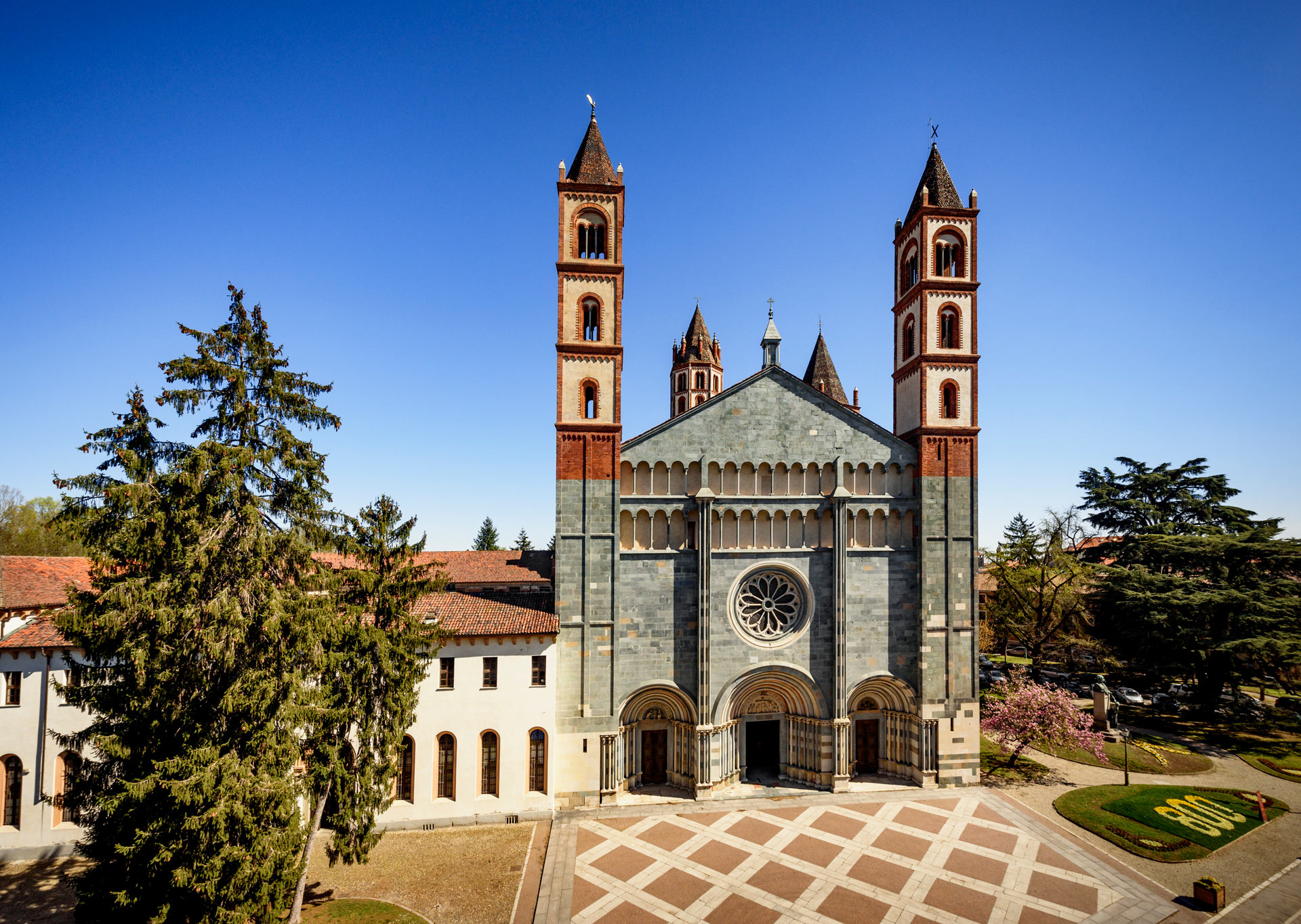La basilica di Sant'Andrea a Vercelli
