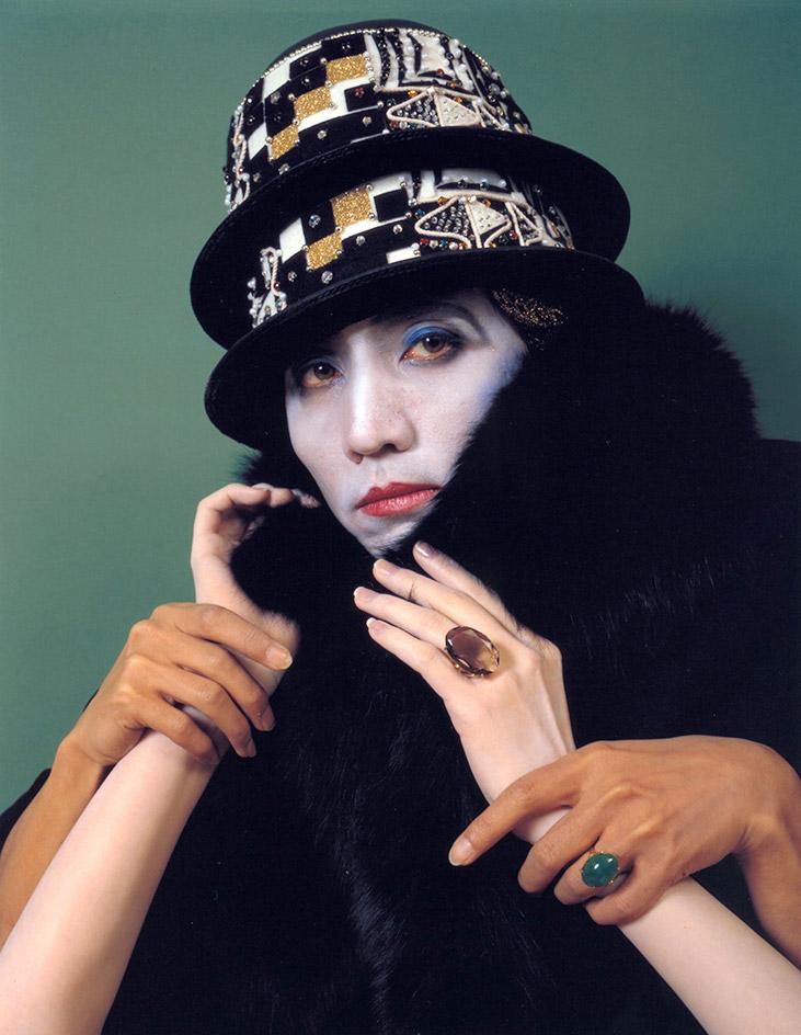 Yasumasa Morimura, Doublonnage (Marcel) (1988; fotografia a colori, 150 x 120 cm)
 Yasumasa Morimura, Doublonnage (Marcel) (1988; fotografia a colori, 150 x 120 cm)
