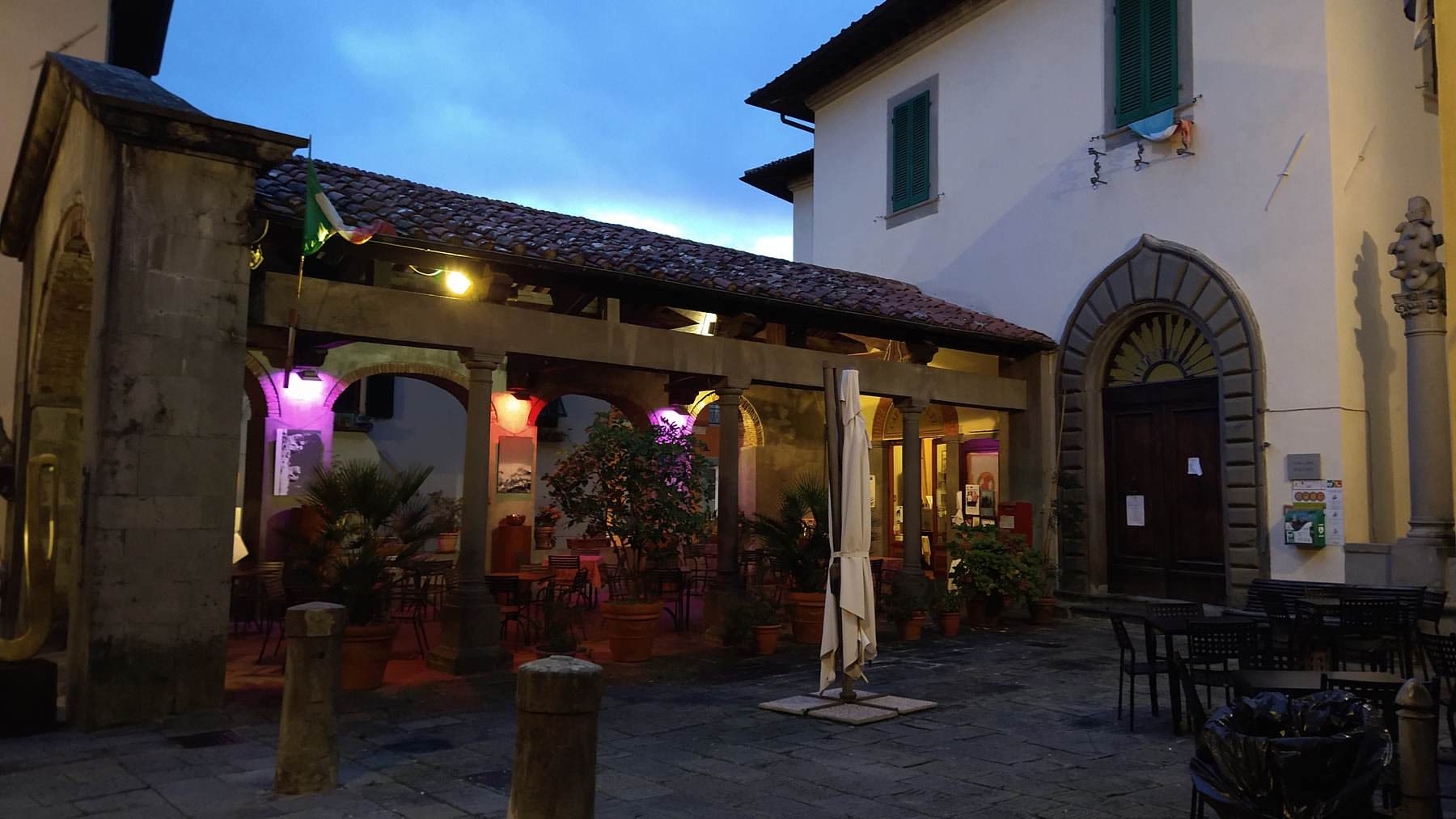 The Market Loggia, now home to the Capretz Cafe. Ph. Credit Finestre Sull'Arte