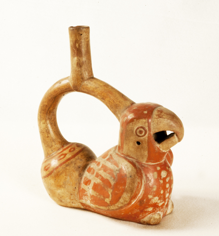 Bologna, 16 preColumbian objects diverted from clandestine trafficking donated to Civic Museums