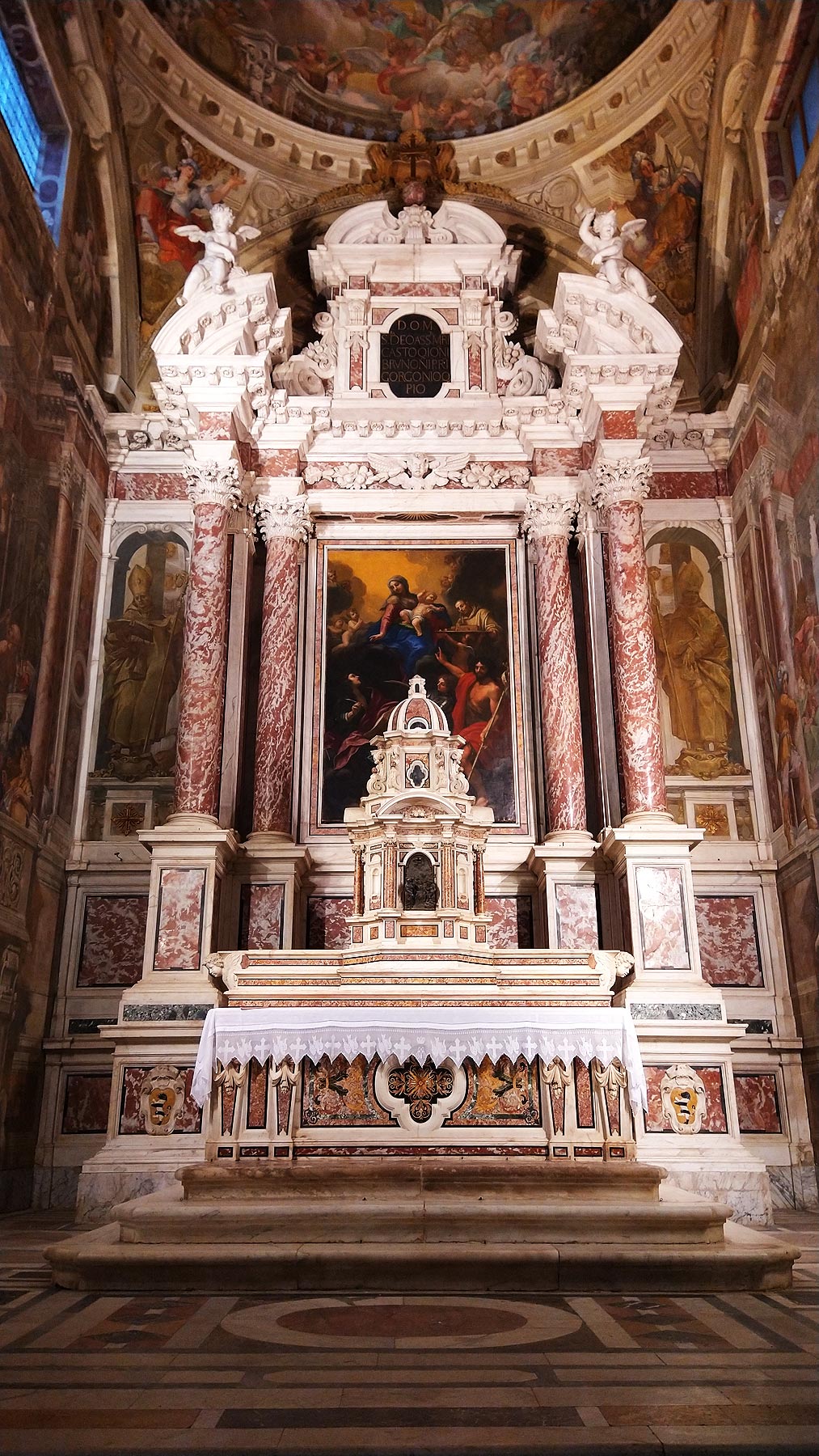L'altare di Giovanni Francesco e Alessandro Bergamini
