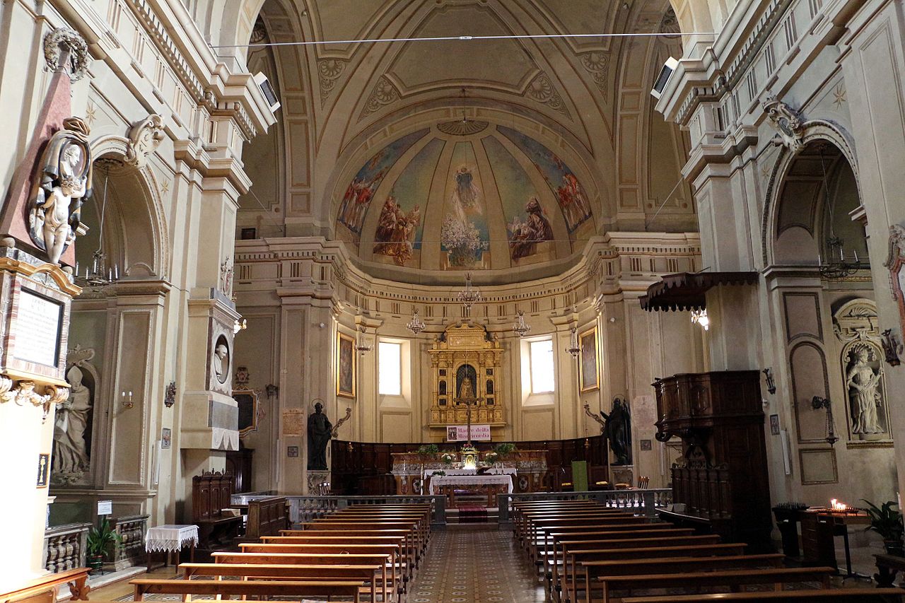 Interno della Cattedrale di Cingoli. Ph. Credit Francesco Bini
