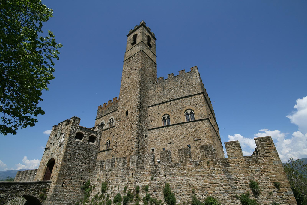 The castle of the Conti Guidi. Ph. Credit Michele Zaimbri