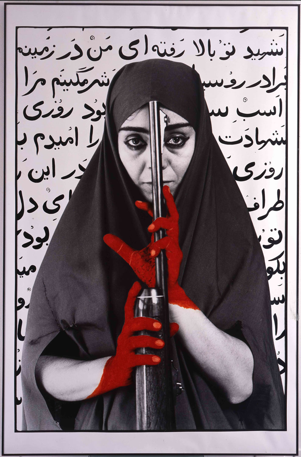 Shirin Neshat, Seeking Martyrdom - Variation #1 (1995; stampa alla gelatina ai sali d'argento e inchiostro, 155 x 102 cm, edizione 1/3)
