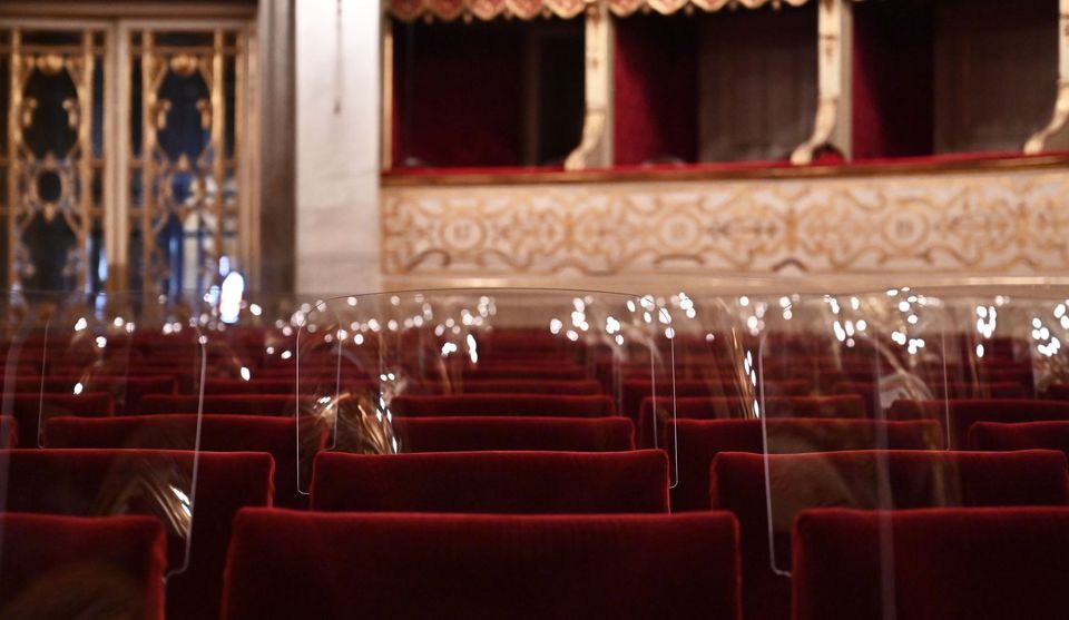 Teatro Regio di Parma, posti con barriere di plexiglas
