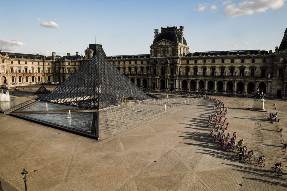 louvre tour de france