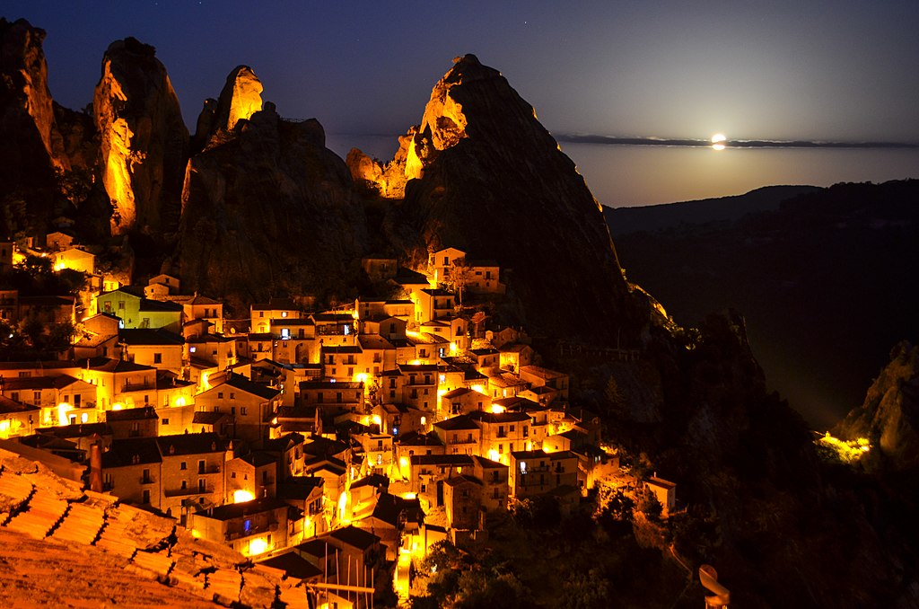 Veduta di Castelmezzano. Ph. Credit Lorenzo Palazzo