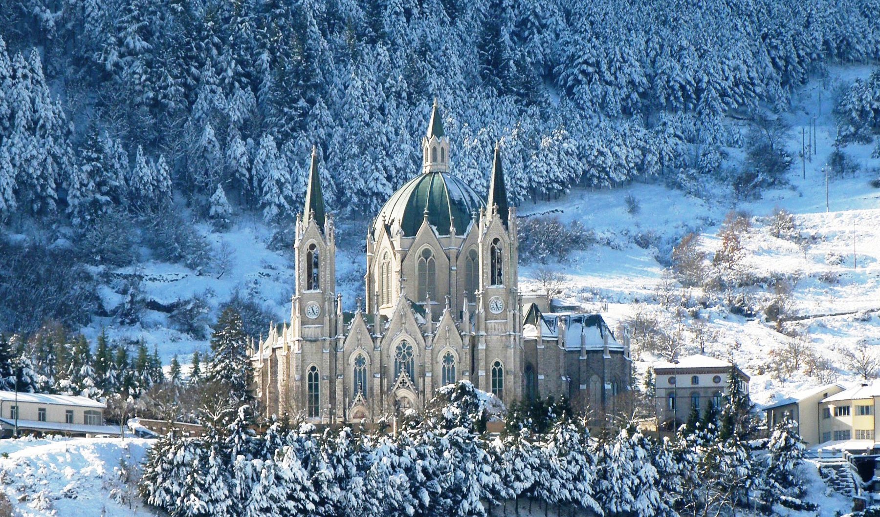 Il santuario dell'Addolorata di Castelpetroso