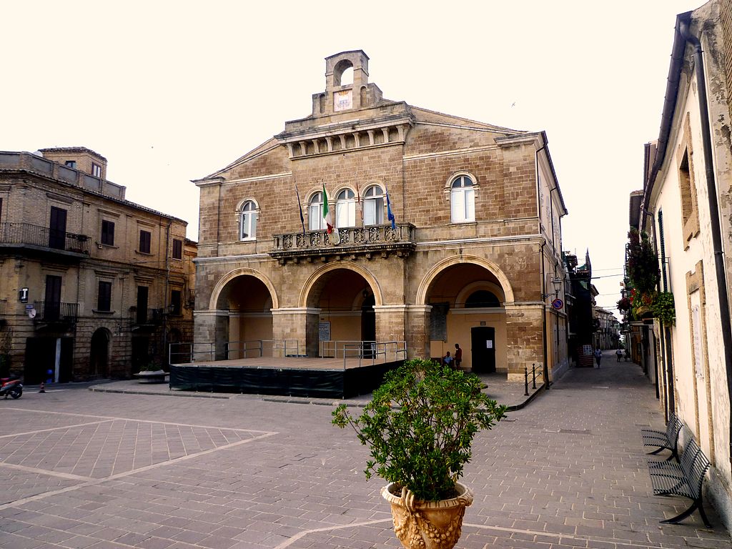 Rocca San Giovanni, il Palazzo Comunale