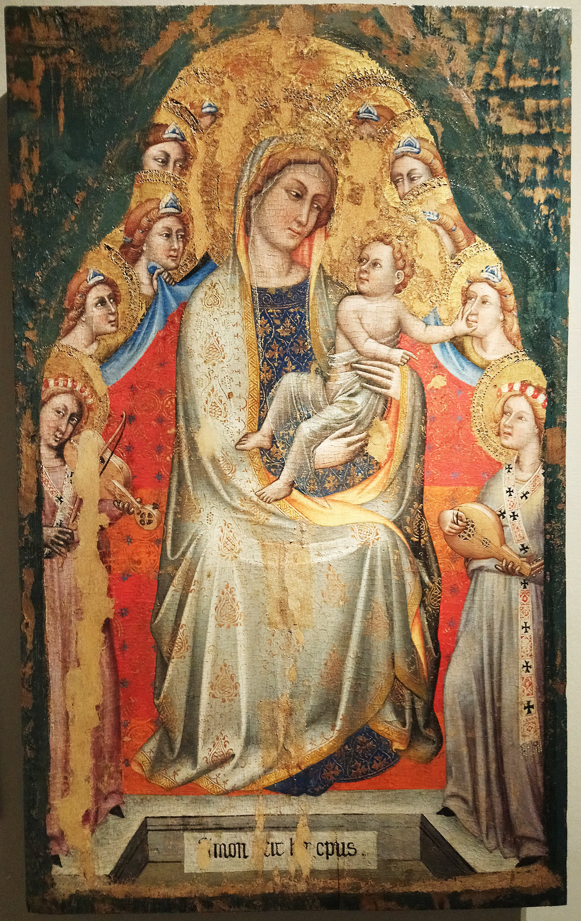 Simone dei Crocifissi, Madonna col Bambino in trono fra angeli (1390-1399 circa; tempera su tavola, 96 x 59; Modena, Galleria Estense) 