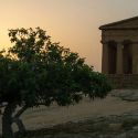 L'alba alla Valle dei Templi, tra visite-spettacolo e l'Iliade di Omero