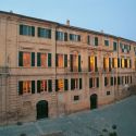 Leopardi apre le porte della sua casa museo a tutti, in streaming