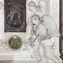 Firenze, restaurato il tabernacolo di Mino da Fiesole nella basilica di Santa Croce