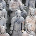 Cina, scoperti altri duecento guerrieri del famoso esercito di terracotta dell'imperatore Qin