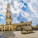 Dior arriva a Lecce e fa chiudere mezzo centro storico per una sfilata in piazza Duomo