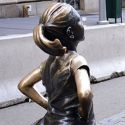 Una statua dedicata a bambine e ragazze vittime di violenza. Lanciata una petizione al sindaco di Milano