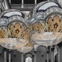 Firenze, a Palazzo Strozzi arrivano le grandi sfere sospese di Tomás Saraceno