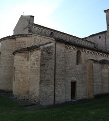 L'abbazia benedettina di Santa Maria di Moie, la perla del romanico delle Marche
