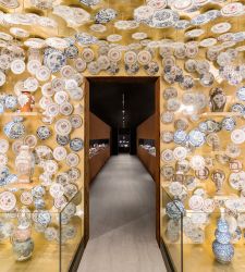 Milano, le porcellane cinesi da esposizione alla Fondazione Prada
