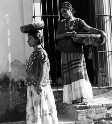 L'eros della rivoluzione di Tina Modotti a Palazzo Merulana di Roma