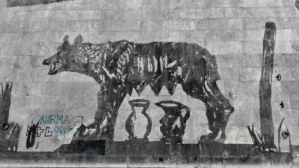 William Kentridge, Triumph and Laments, dettaglio (2016; murale, lunghezza 550 m circa; Roma, lungotevere)
 William Kentridge, Triumph and Laments, dettaglio (2016; murale, lunghezza 550 m circa; Roma, lungotevere)