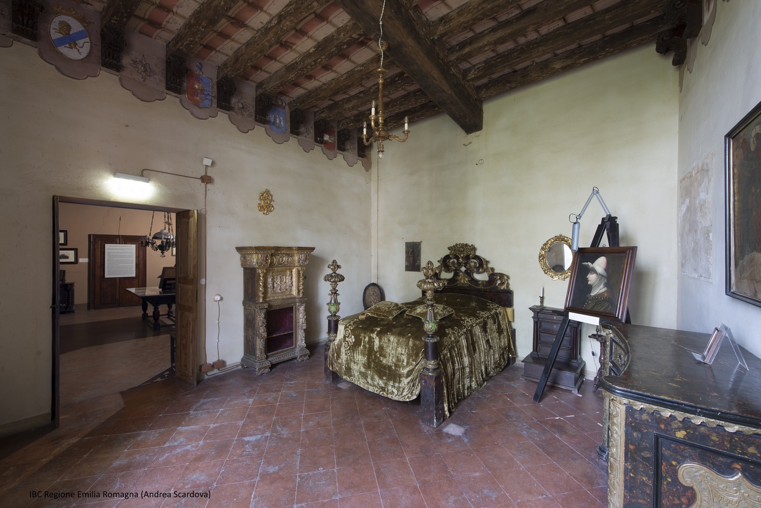 Una camera del Castello di Bianello. Ph. Credit IBC Emilia-Romagna
