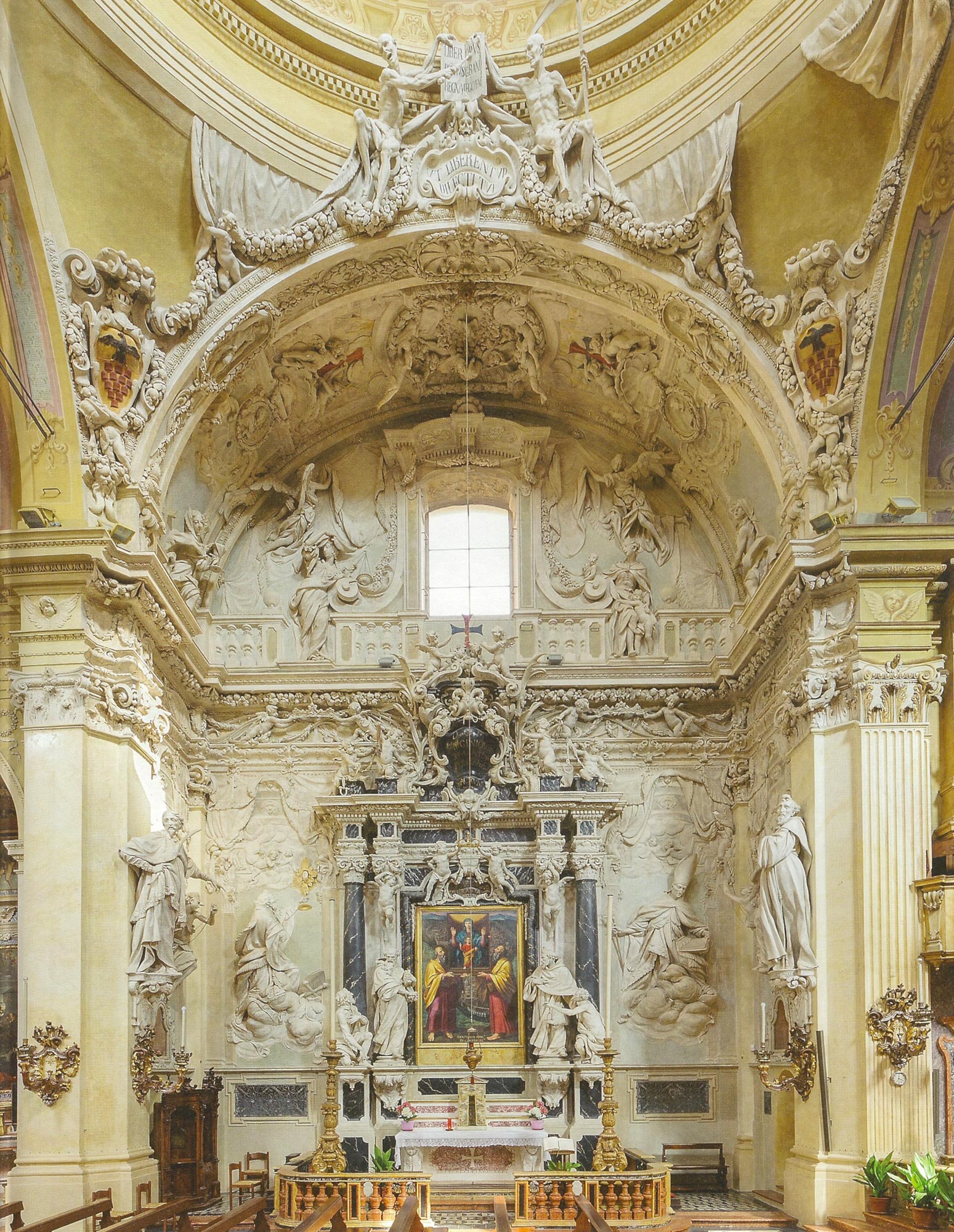 
Leonardo Reti, la Cappella della Madonna di Costantinopoli nella chiesa di San Vitale a Parma, 166-1669. Leonardo, facente parte di una dinastia di stuccatori abilissimi di origine lombarda, lascia questo strepitoso capolavoro nella città dove la sua gilda operò ampiamente con una capacità figurativa e compositiva degna del più ammirevole barocco.

