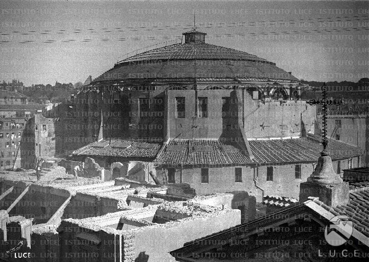 Il Mausoleo trasformato in Auditorium. Ph. Istituto Luce
