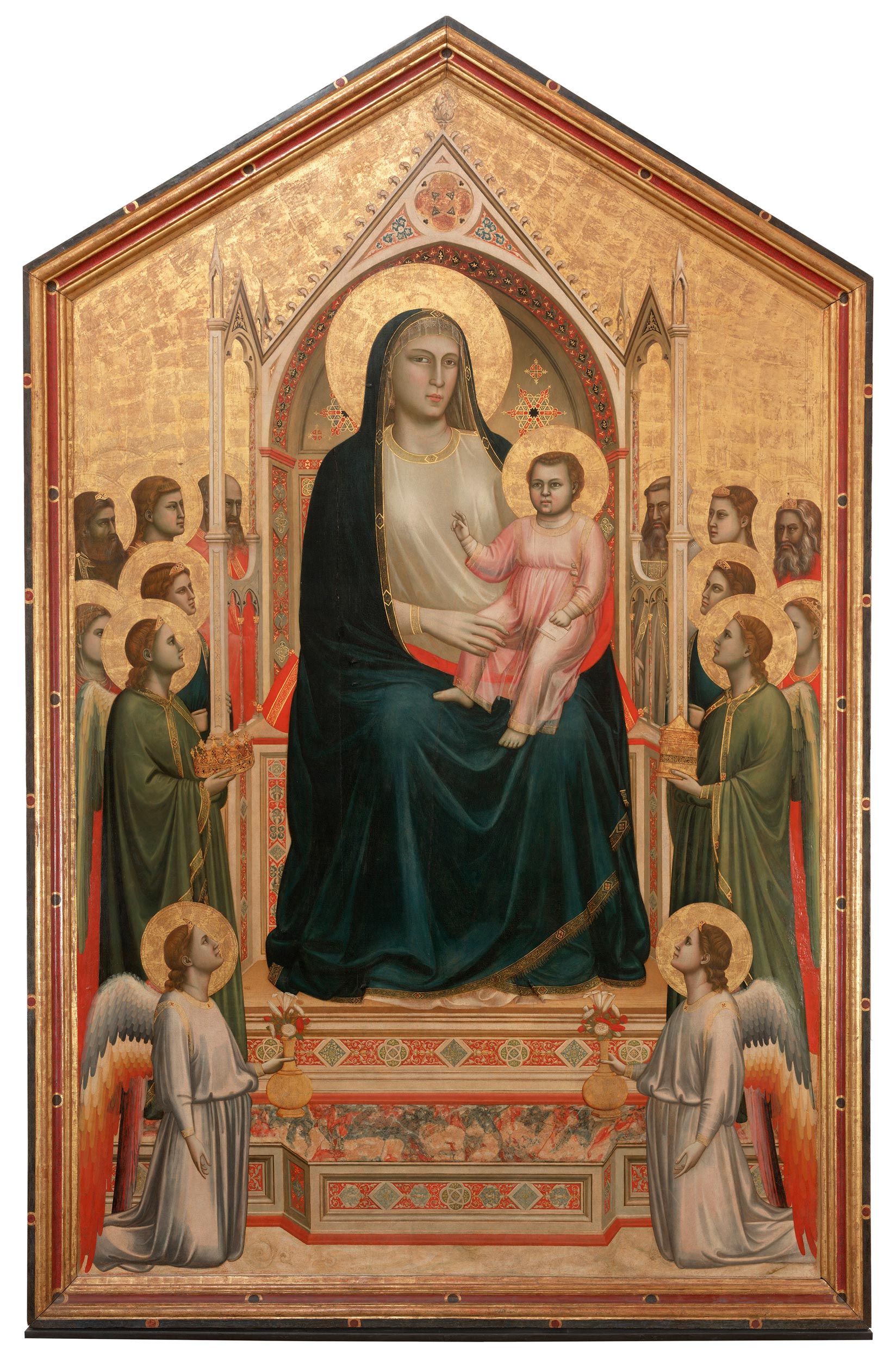 Giotto, Madonna col Bambino in trono, angeli e santi detta MaestÃ  di Ognissanti (1300-1305 circa; tempera su tavola e fondo oro, 325 x 204 cm; Firenze, Galleria degli Uffizi, inv. 1890 n. 8344)
