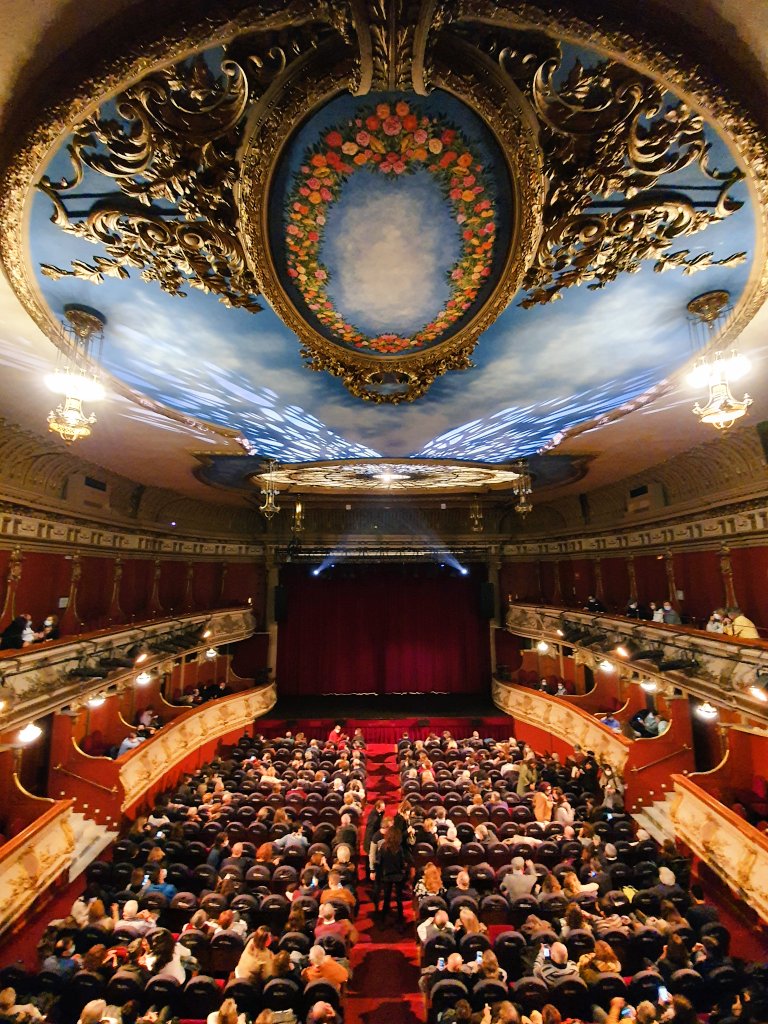 Pubblico in sala al Teatro Olympia di Valencia il 9 dicembre
 Pubblico in sala al Teatro Olympia di Valencia il 9 dicembre