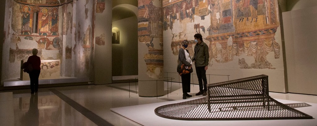 Visitatori al Museu Nacional d'Art de Catalunya
 Visitatori al Museu Nacional d'Art de Catalunya