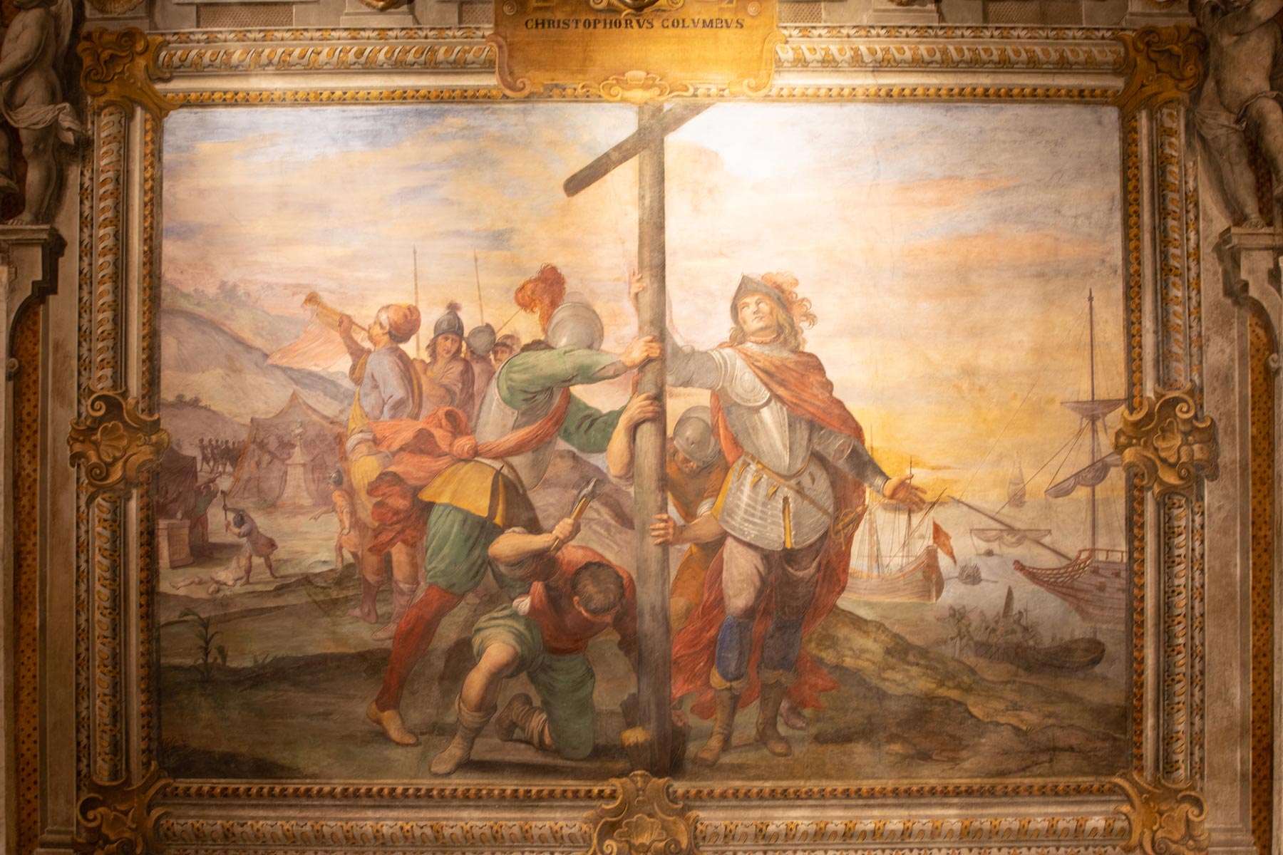 La parete con la scena raffigurante Cristoforo Colombo che pianta la croce sulla spiaggia di San Salvador
