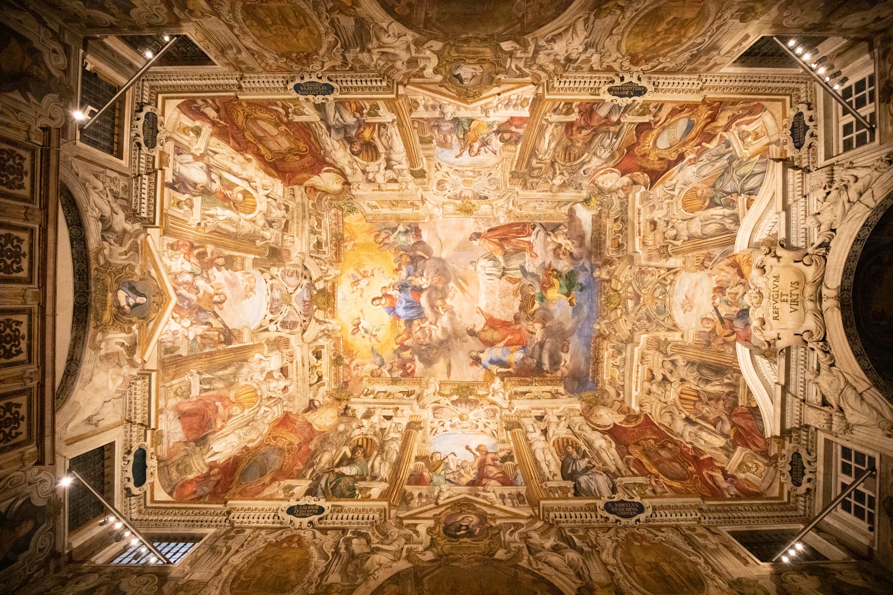 Il soffitto della Cappella del Doge.
