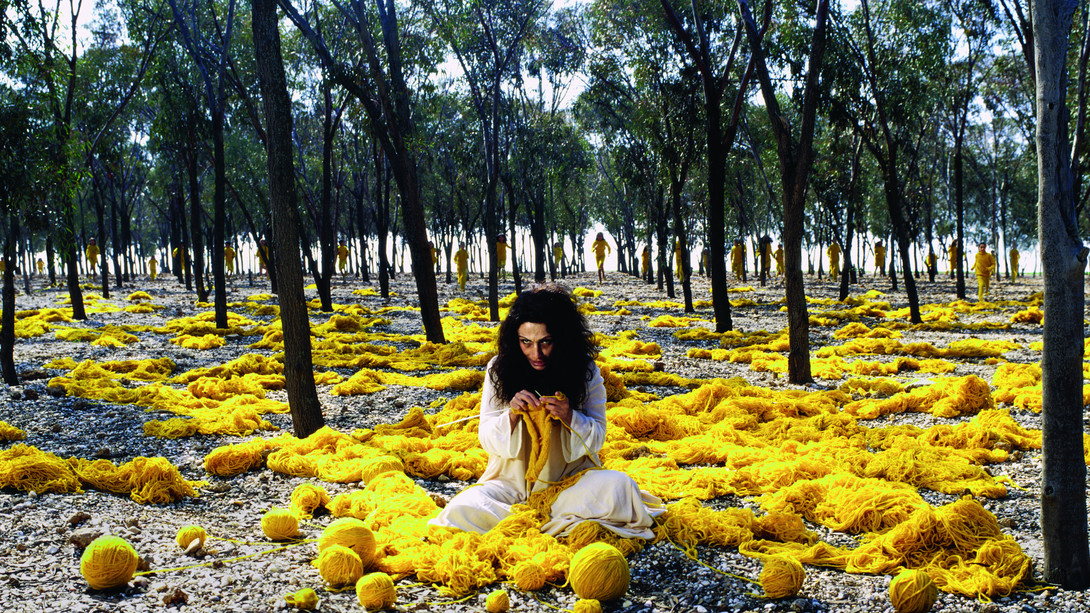 Un fotogramma del film Women without men
