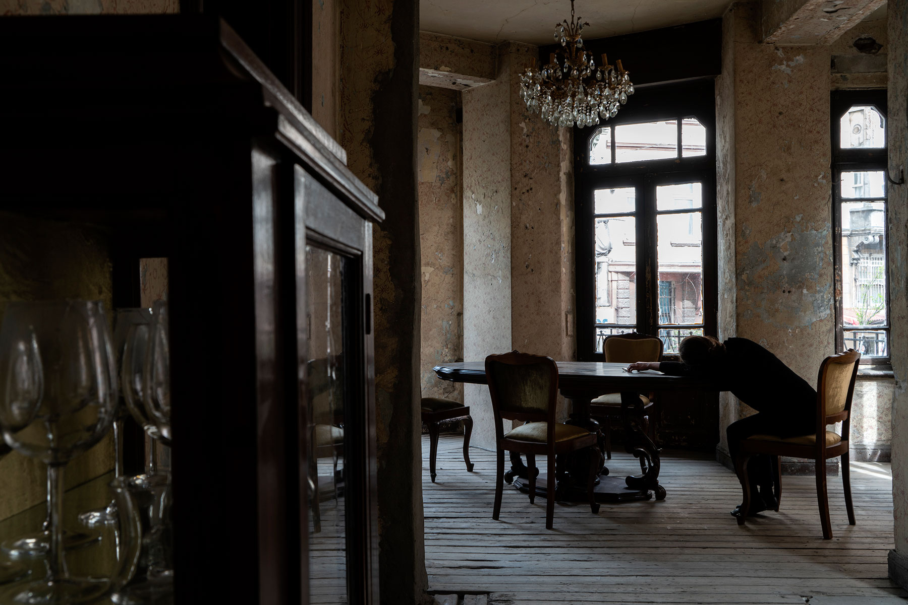 Gian Maria Tosatti, Kalbim Ayna Gibi Bo&#x15F; - &#x130;stanbul B&#xF6;l&#xFC;m&#xFC; (&ldquo;Il mio cuore è vuoto come uno specchio – Episodio di Istanbul&rdquo;), The Blank Contemporary Art (Bergamo) e Depo (Istanbul), in collaborazione con l'Istituto Italiano di Cultura a Istanbul, un progetto realizzato grazie al sostegno dell'Italian Council (7a Edizione, 2019), programma di promozione internazionale dell'arte contemporanea italiana della Direzione Generale Creatività Contemporanea del Ministero della Cultura
