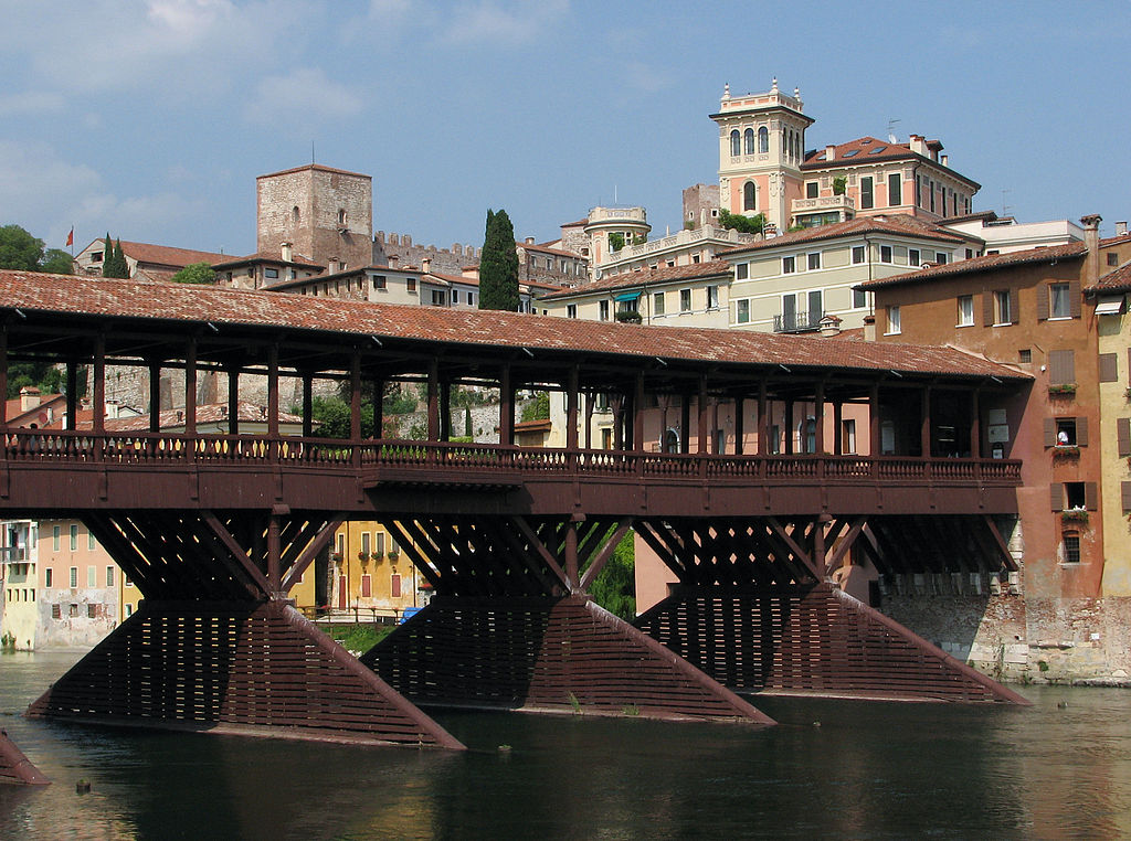 Il Ponte Vecchio di Bassano oggi. Foto di Patrick Denker
