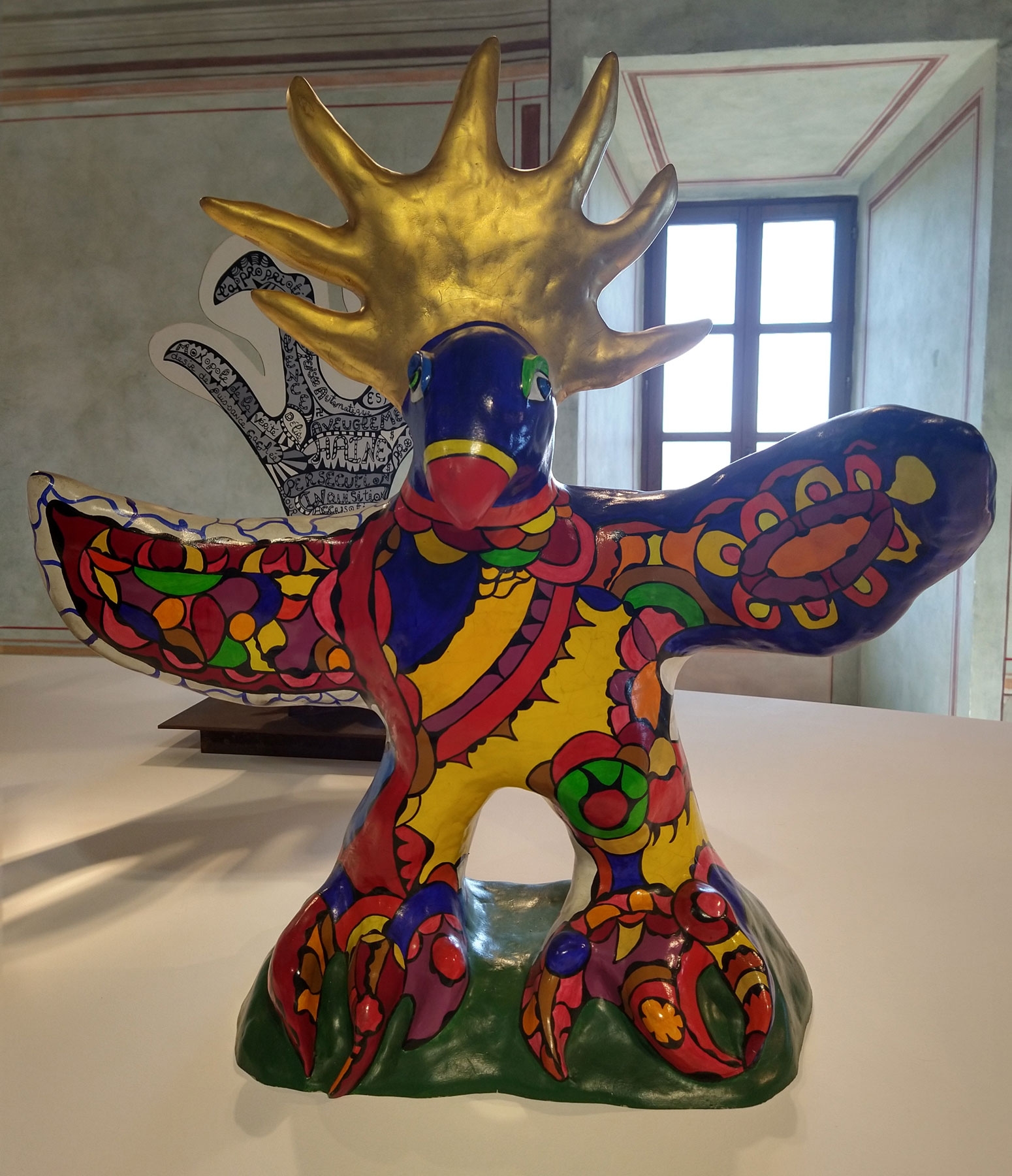 Niki de Saint Phalle, L'oiseau de feu (1985; cartapesta gessata e colorata; Collezione De Villa)
