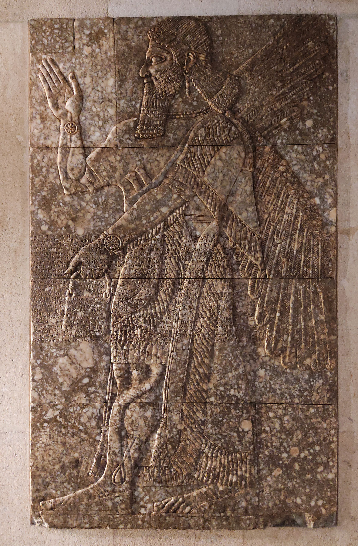 Arte assira, Bassorilievo (Nimrud, 884-859 a.C. circa; alabastro, 230 x 140 cm; Lisbona, Museo Gulbenkian)
